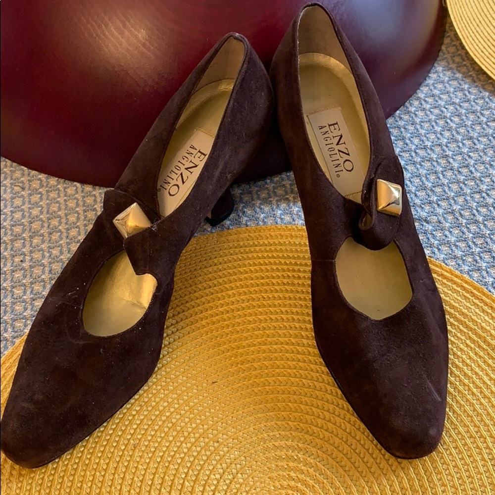 Brown suede pumps